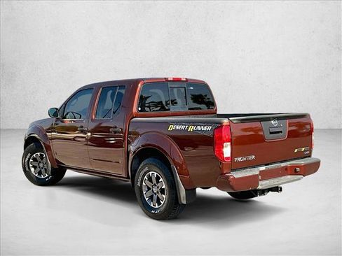 Used 2017 Nissan Frontier Desert Runner image 12