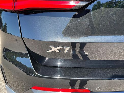 Certified 2025 BMW X1 xDrive28i AWD/4WD image 33