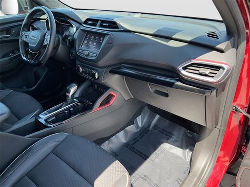 Used 2023 Chevrolet TrailBlazer RS image 27