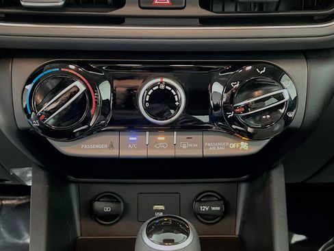 Used 2022 Hyundai Kona SEL image 26