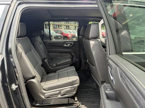 Used 2021 GMC Yukon XL SLT AWD/4WD image 29
