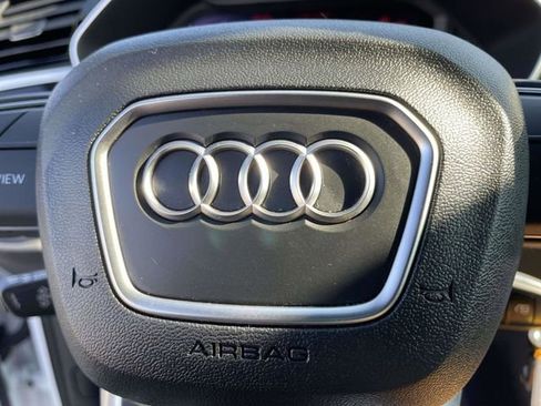 Used 2025 Audi Q3 2.0T Premium AWD/4WD image 24
