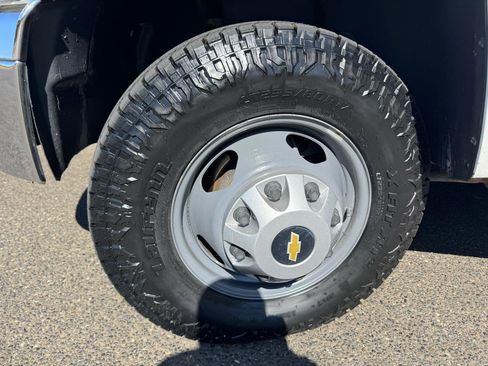 Used 2012 Chevrolet Silverado 3500 W/T RWD image 35