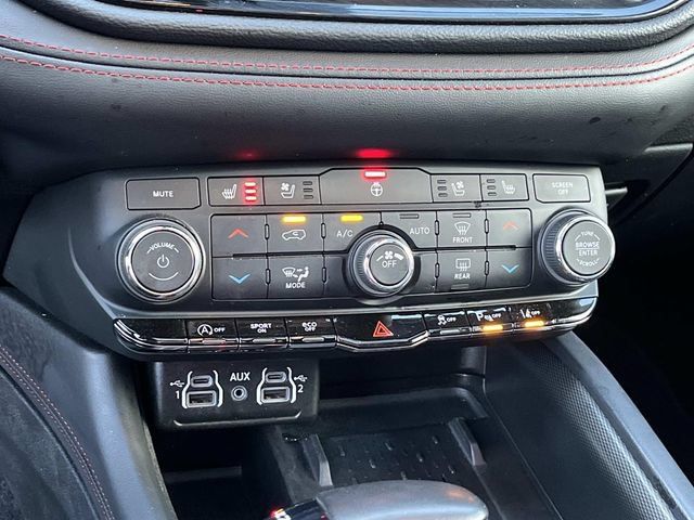 Certified 2025 Dodge Durango GT AWD/4WD image 34