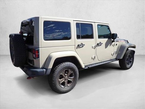 Used 2017 Jeep Wrangler Unlimited Rubicon AWD/4WD image 3