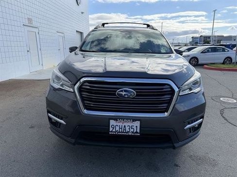 Used 2022 Subaru Ascent Limited image 9
