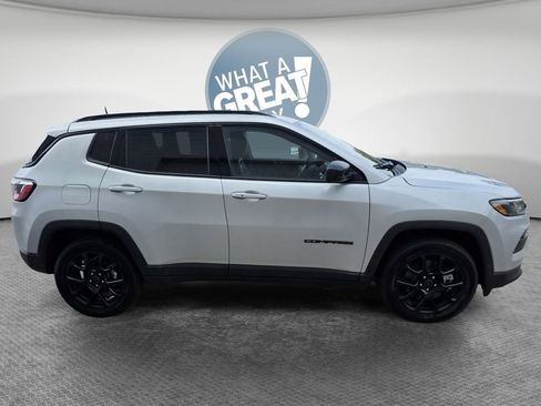 New 2026 Jeep Compass Latitude w/ Quick Order Package 29K AWD/4WD image 4