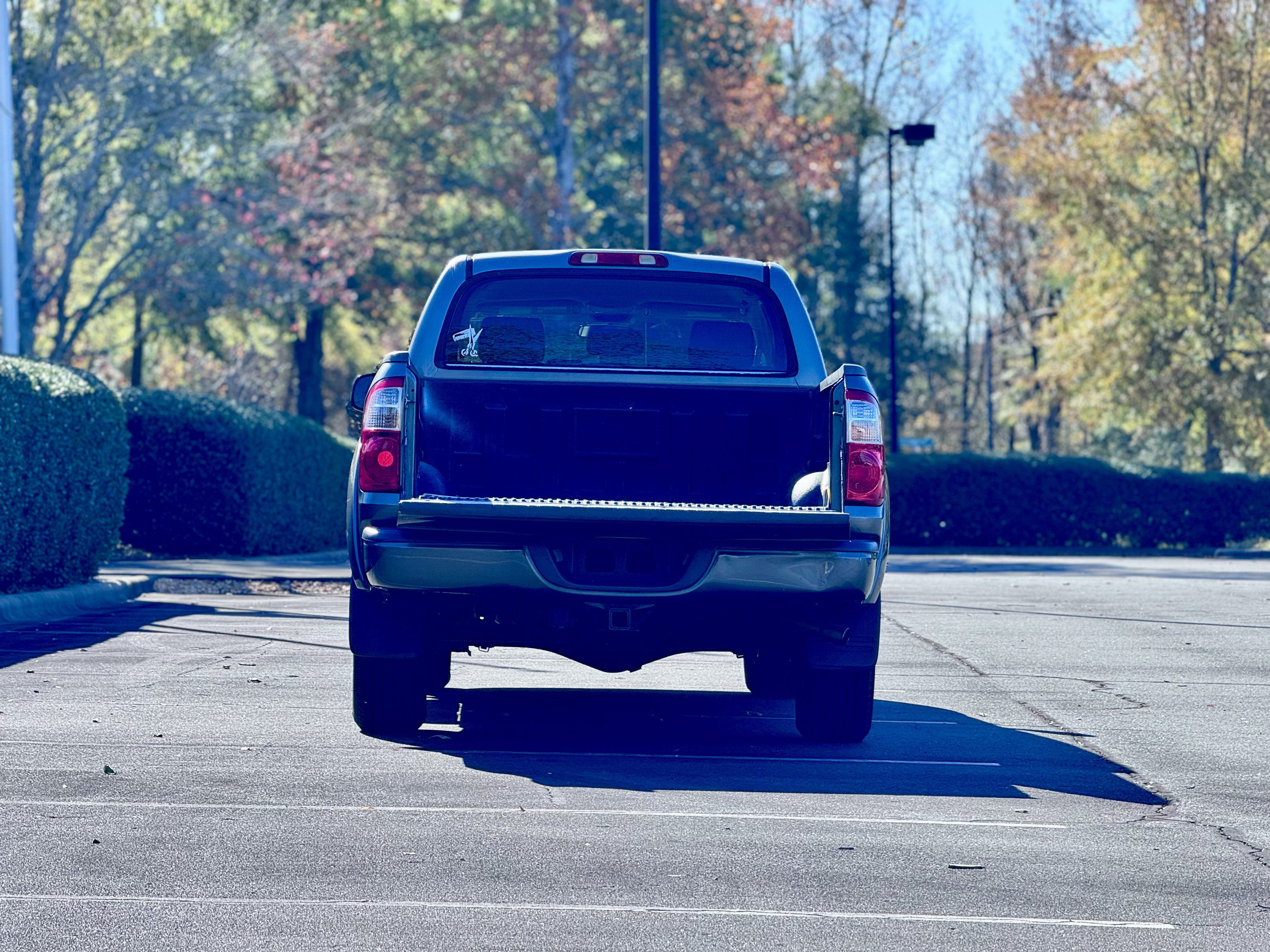 Used 2005 Toyota Tundra Limited w/ All Weather Guard Pkg RWD image 33