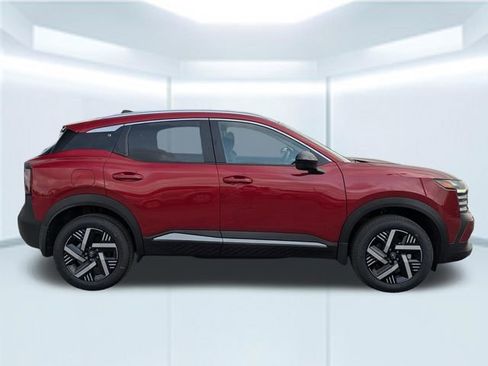 New 2026 Nissan Kicks SV FWD image 7