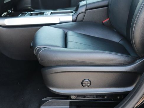 Used 2024 Mercedes-Benz EQB 250+ image 11