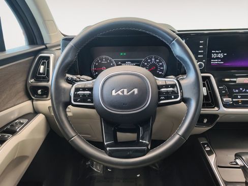 Used 2023 Kia Sorento EX w/ Panoramic Sunroof Package FWD image 15