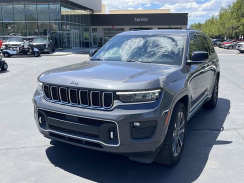 Used 2023 Jeep Grand Cherokee L Overland AWD/4WD image 2