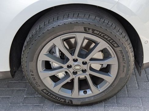 Used 2024 Land Rover Range Rover Sport SE image 20