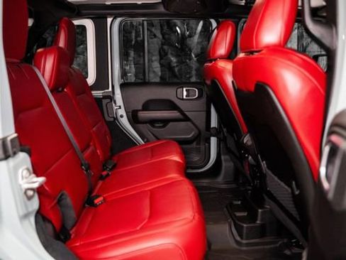 Used 2024 Jeep Wrangler Unlimited Rubicon 392 image 17