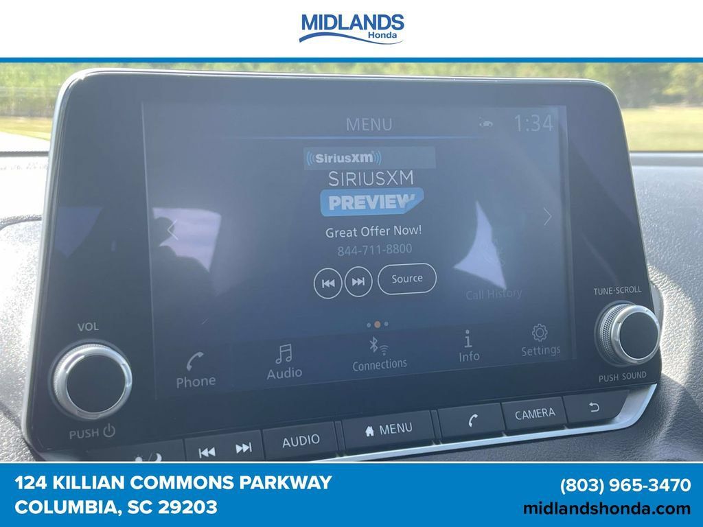 Used 2025 Nissan Sentra SV FWD image 24