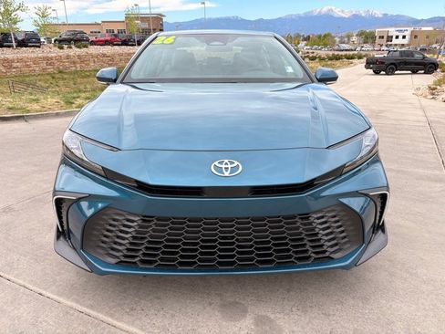 Used 2026 Toyota Camry SE FWD image 2