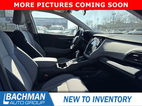 Used 2022 Subaru Outback Premium image 4