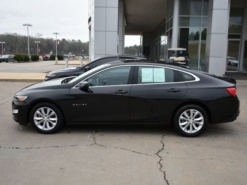 Used 2024 Chevrolet Malibu LT FWD image 2