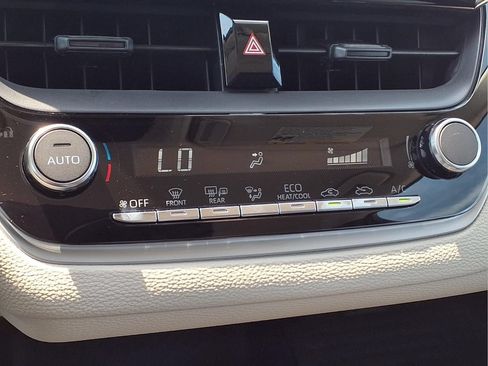 Used 2026 Toyota Corolla LE FWD image 16