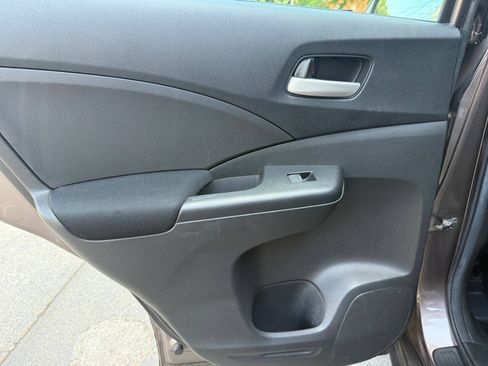 Used 2013 Honda CR-V LX image 22