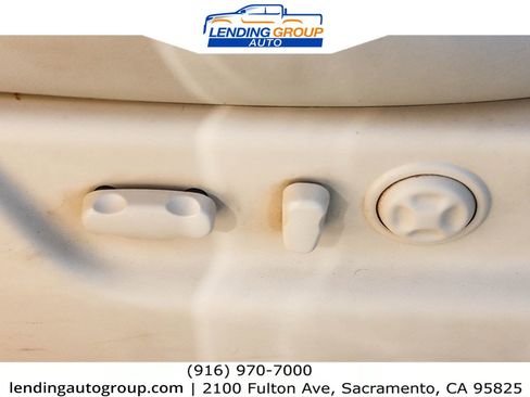 Used 2007 Cadillac Escalade AWD w/ Information Package image 19