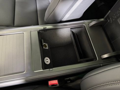 New 2026 Lincoln Nautilus Premier w/ Equipment Group 102A image 30