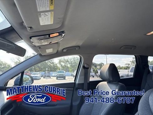 Used 2023 Hyundai Santa Fe SEL w/ Cargo Package AWD/4WD image 11