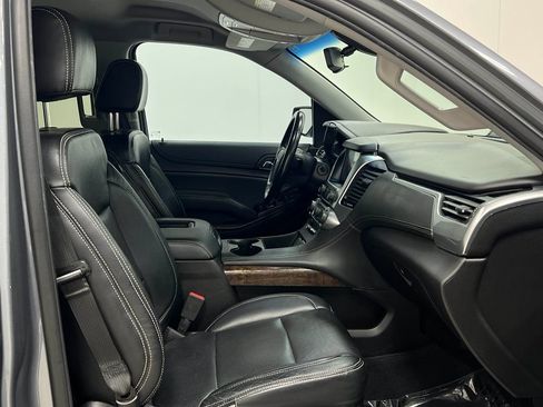 Used 2019 Chevrolet Tahoe LS AWD/4WD image 33