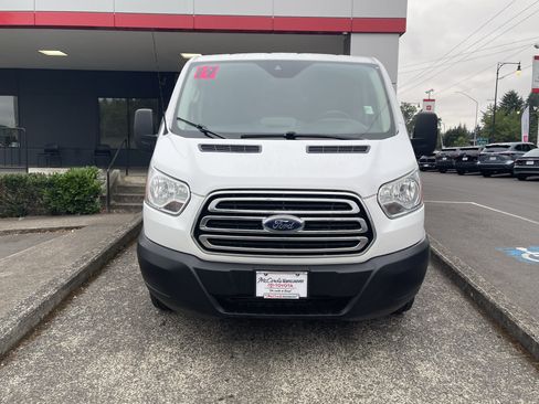 Used 2019 Ford Transit 350 XLT RWD image 2