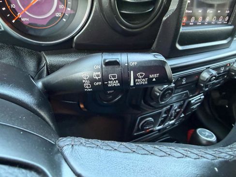 Used 2020 Jeep Wrangler Unlimited Sport AWD/4WD image 20