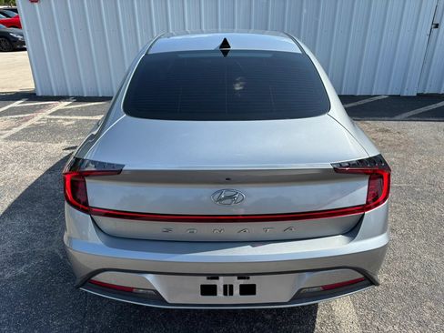 Used 2021 Hyundai Sonata SE FWD image 4
