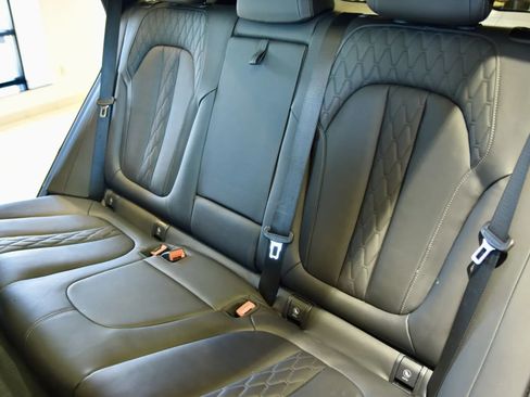 Used 2024 BMW X5 xDrive40i w/ Premium Package AWD/4WD image 20