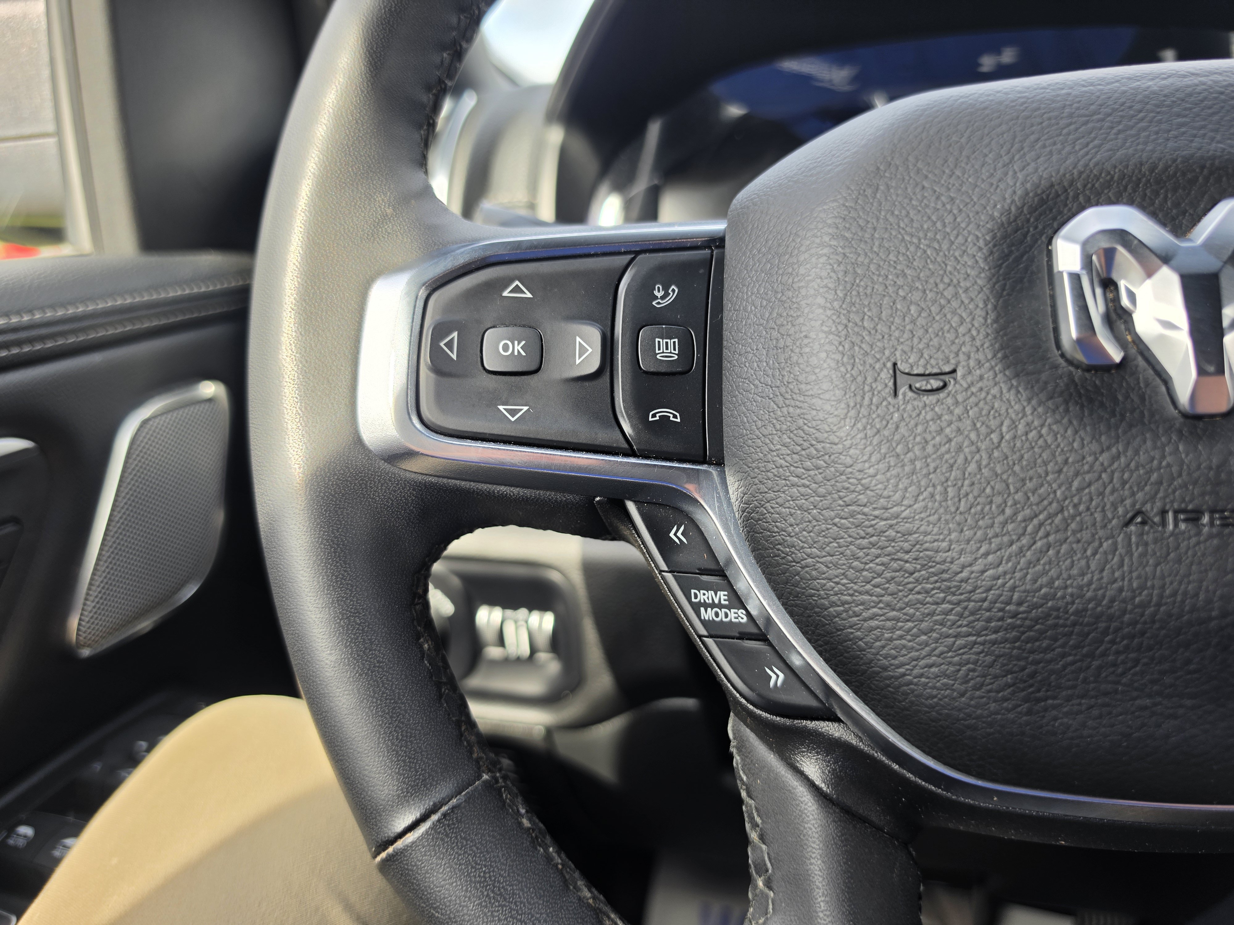 Used 2025 RAM 1500 Laramie w/ Night Edition AWD/4WD image 21