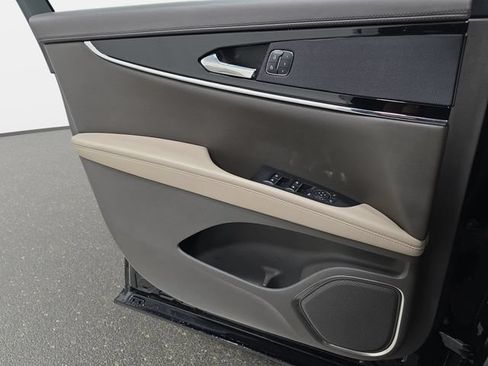 Certified 2022 Lincoln Nautilus AWD w/ Premium Package image 26