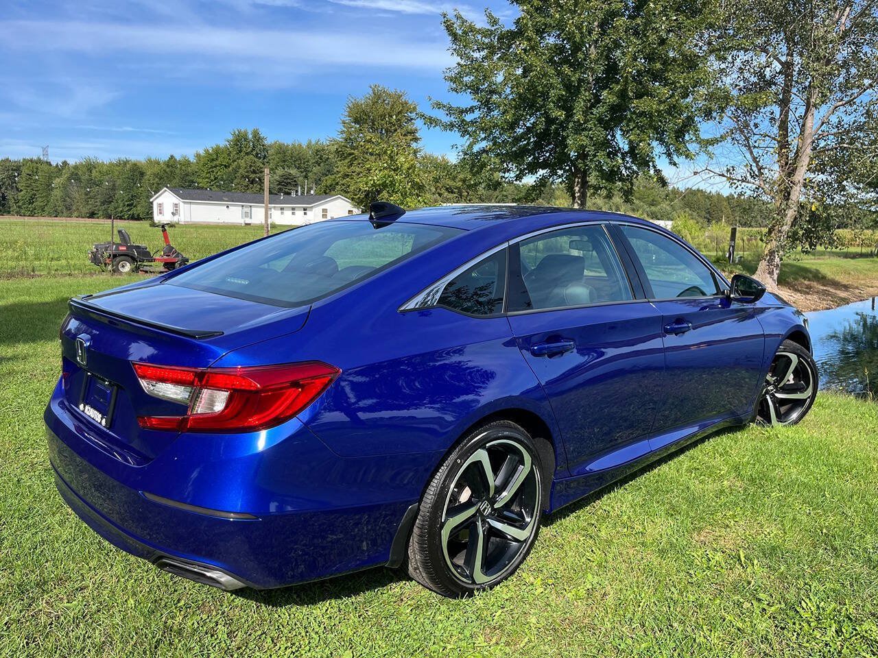 Used 2021 Honda Accord Sport image 9