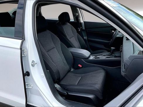 Used 2024 Honda Accord EX image 24