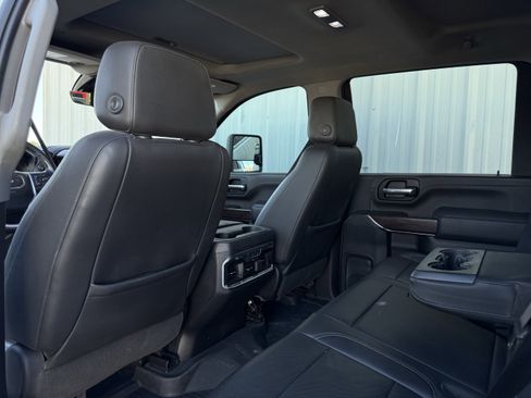 Used 2020 GMC Sierra 2500 SLT w/ SLT Premium Plus Package image 37