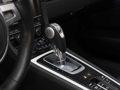 Used 2015 Porsche 911 Carrera S image 28