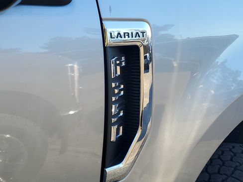 Used 2022 Ford F350 Lariat w/ Lariat Ultimate Package image 8