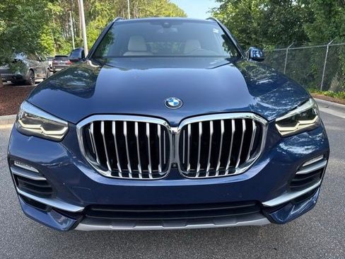 Used 2019 BMW X5 xDrive40i w/ Premium Package 2 AWD/4WD image 2