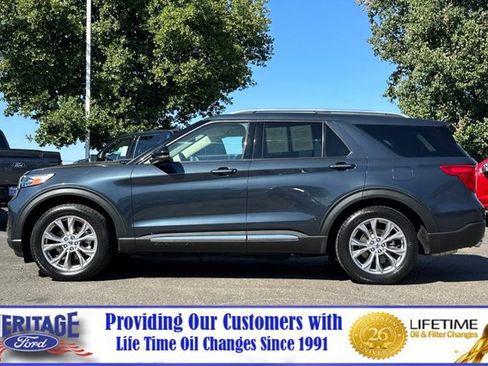 Certified 2022 Ford Explorer Limited w/ Equipment Group 301A image 7