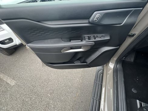 New 2025 Ford Ranger XLT w/ FX4 Off-Road Package image 15