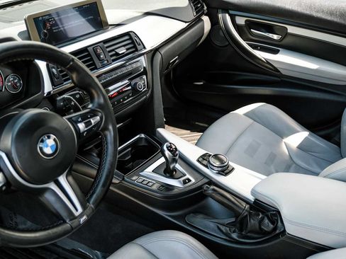 Used 2015 BMW M3 RWD image 23