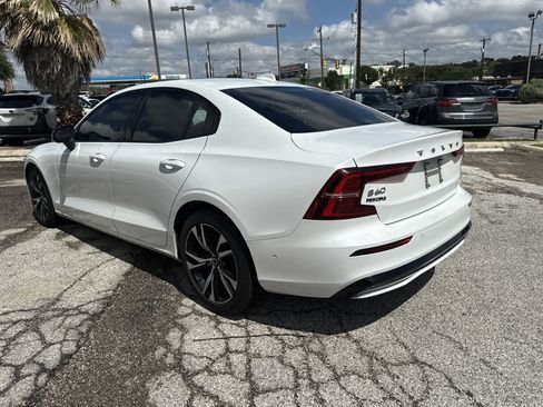 Used 2023 Volvo S60 B5 Plus w/ Climate Package FWD image 5