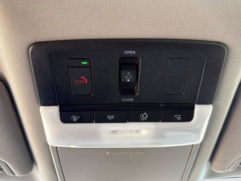 Used 2023 Nissan Altima 2.5 SL image 18