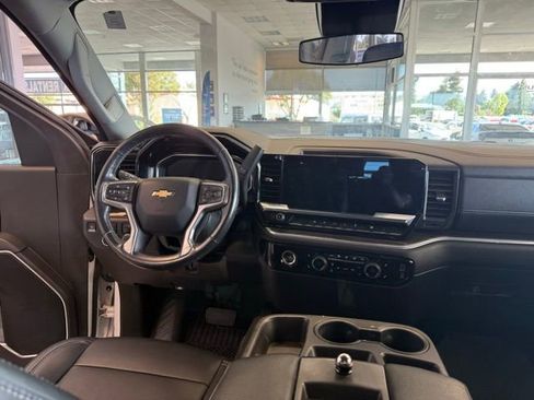 Used 2022 Chevrolet Silverado 1500 LT image 26