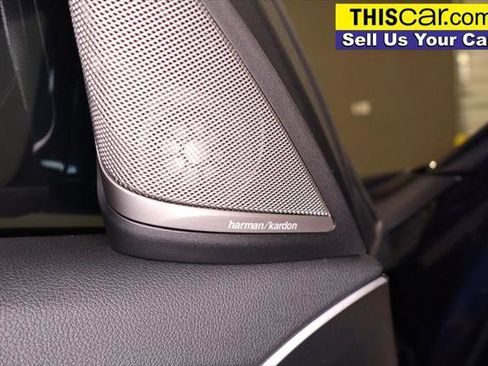 Used 2018 BMW 530e RWD image 39