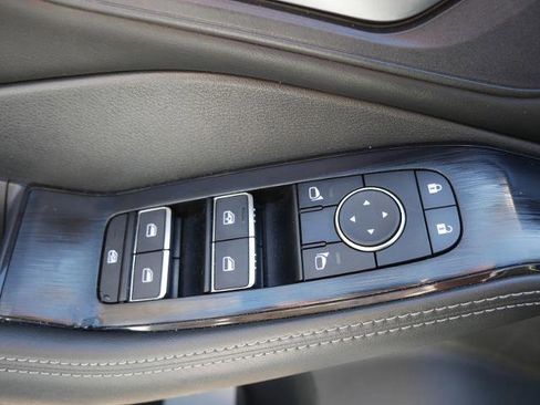 Certified 2024 Nissan Rogue SL image 15