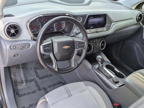 Used 2020 Chevrolet Blazer LT FWD image 10