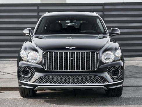 Used 2023 Bentley Bentayga Extended Wheelbase AWD/4WD image 15